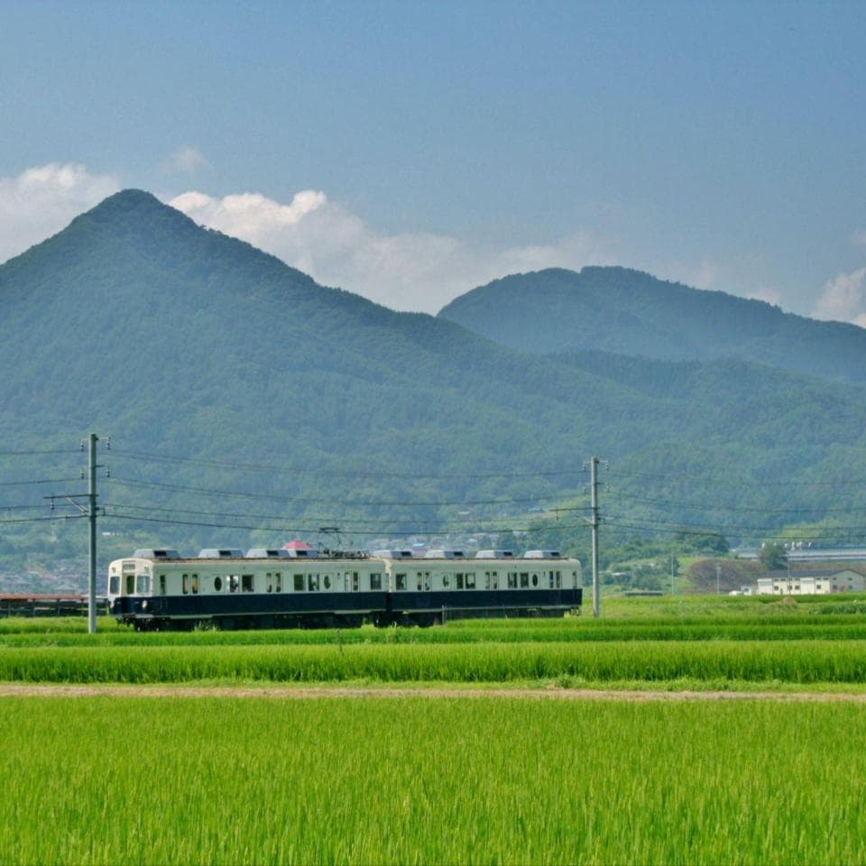別所線と塩田平田園地帯